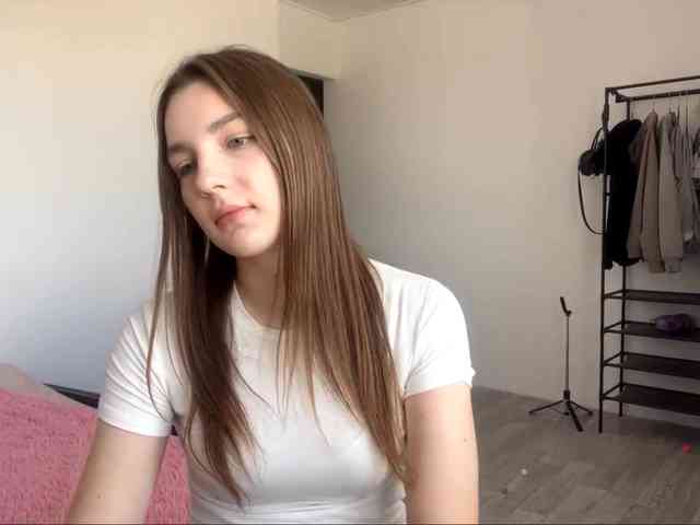 EveliaShimaoka webcam