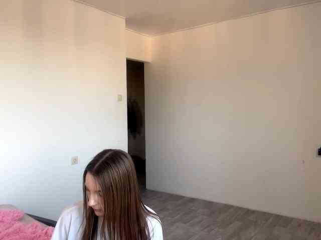 EveliaShimaoka webcam