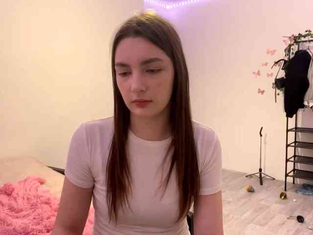 EveliaShimaoka webcam