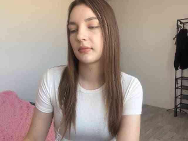 EveliaShimaoka webcam