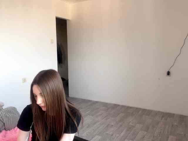 EveliaShimaoka webcam