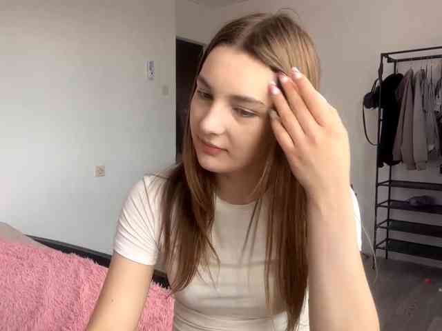 EveliaShimaoka webcam