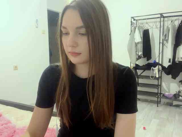 Модель: EveliaShimaoka