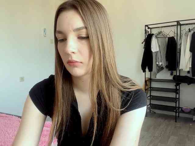 EveliaShimaoka webcam