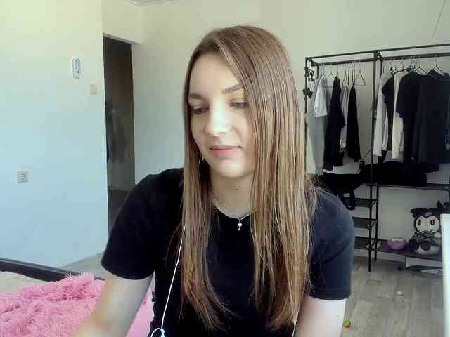 EveliaShimaoka webcam