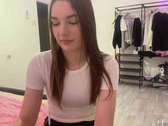 EveliaShimaoka webcam