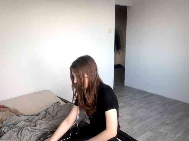 EveliaShimaoka webcam
