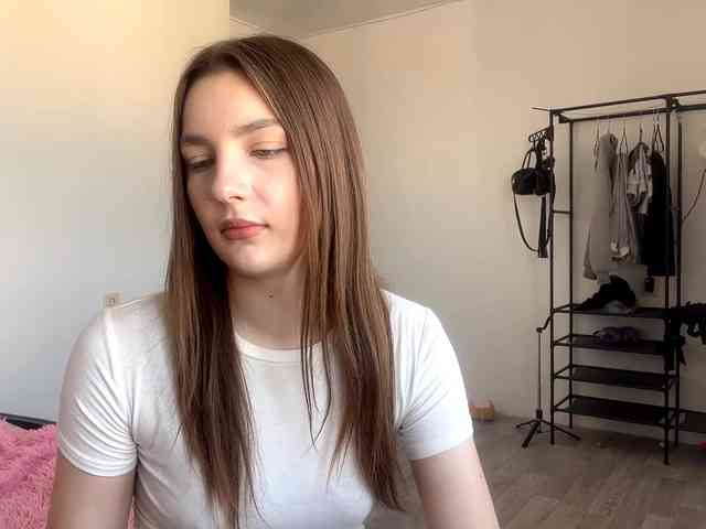 EveliaShimaoka webcam
