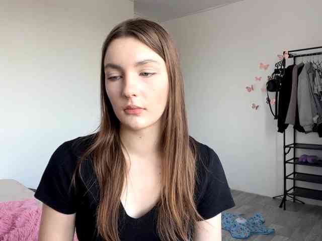 EveliaShimaoka webcam