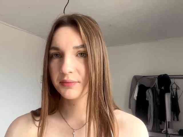 EveliaShimaoka webcam