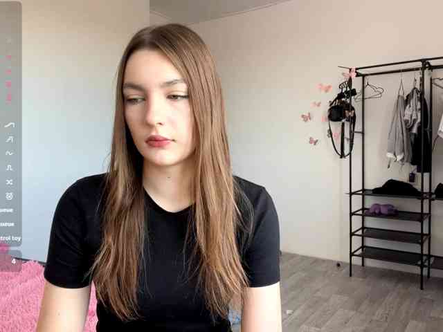 EveliaShimaoka webcam