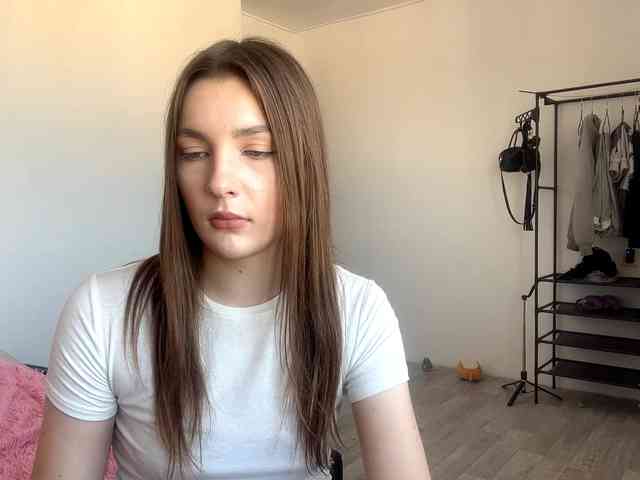 EveliaShimaoka webcam