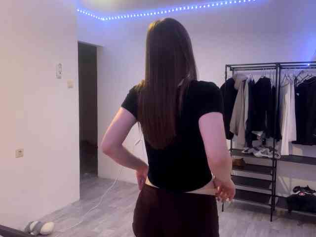 EveliaShimaoka webcam