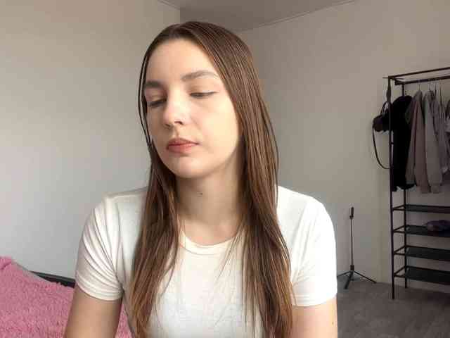 EveliaShimaoka webcam