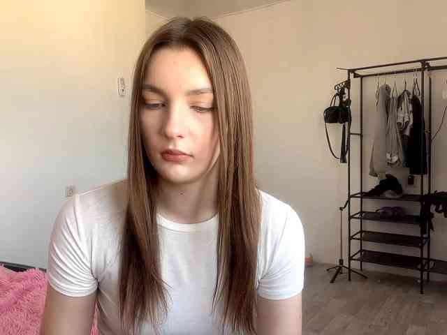 EveliaShimaoka webcam
