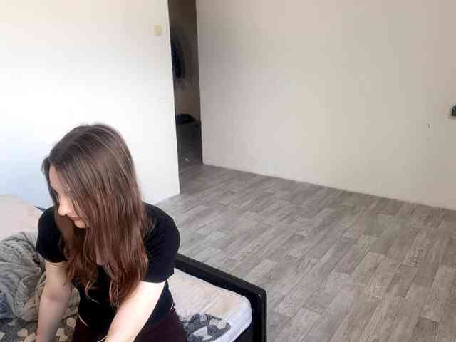 EveliaShimaoka webcam