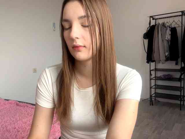 EveliaShimaoka webcam