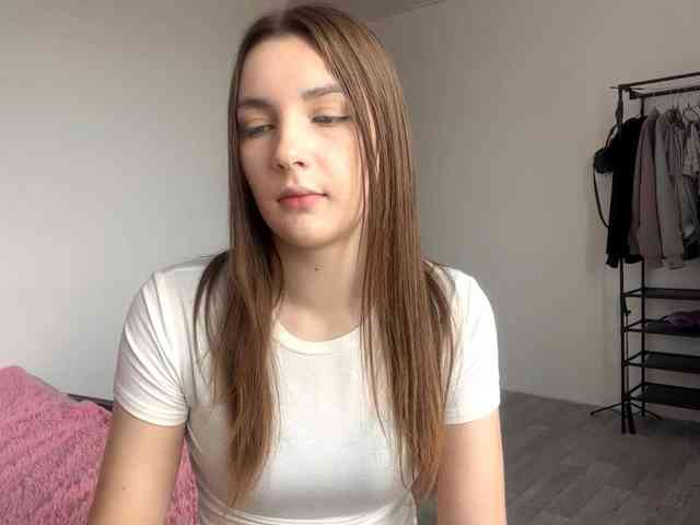 EveliaShimaoka webcam