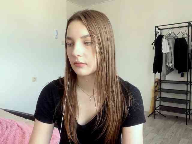 EveliaShimaoka webcam