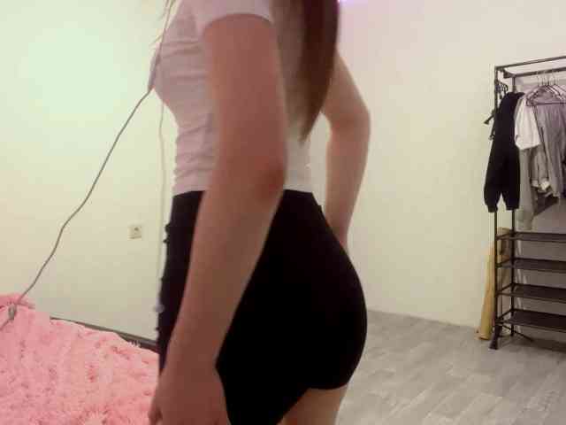 EveliaShimaoka webcam
