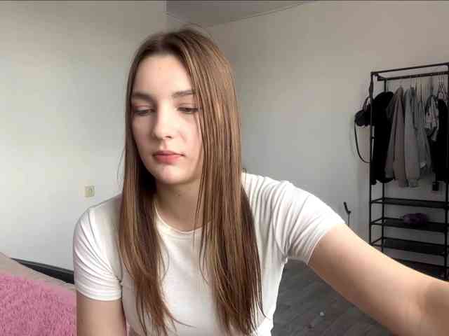 EveliaShimaoka webcam