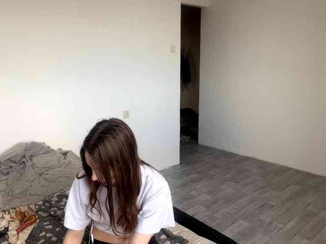 EveliaShimaoka webcam