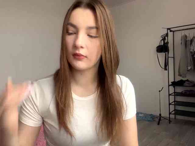 EveliaShimaoka webcam