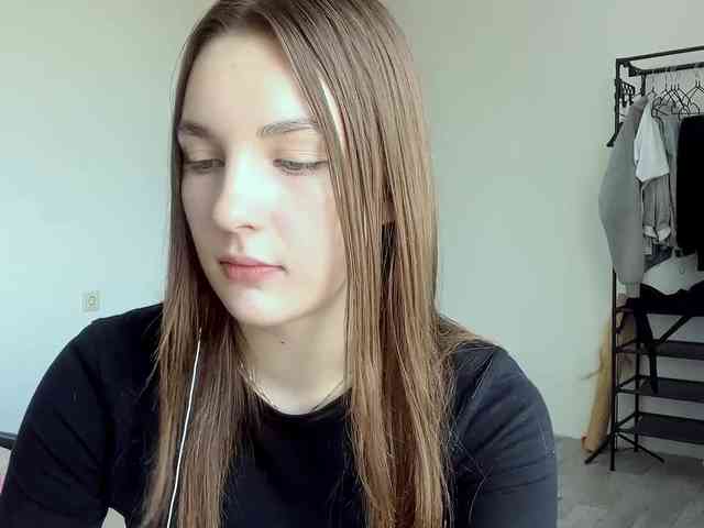 EveliaShimaoka webcam