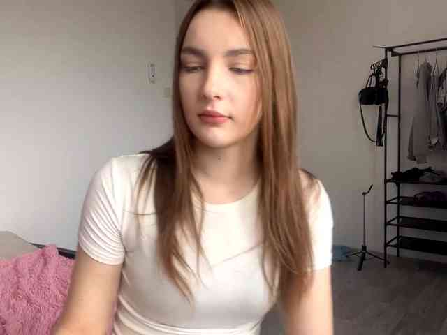 EveliaShimaoka webcam