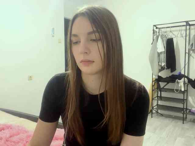EveliaShimaoka webcam