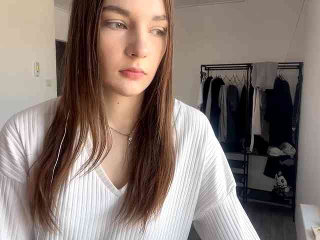 EveliaShimaoka webcam