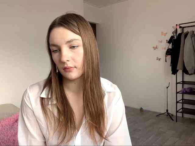 EveliaShimaoka webcam
