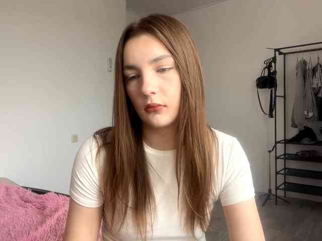 EveliaShimaoka webcam