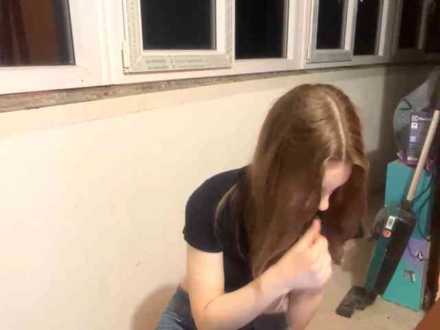 EveliaShimaoka webcam
