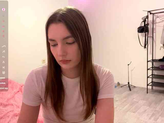 EveliaShimaoka webcam