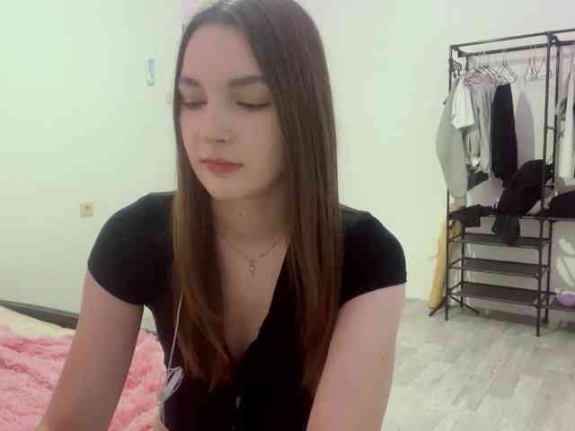 EveliaShimaoka webcam