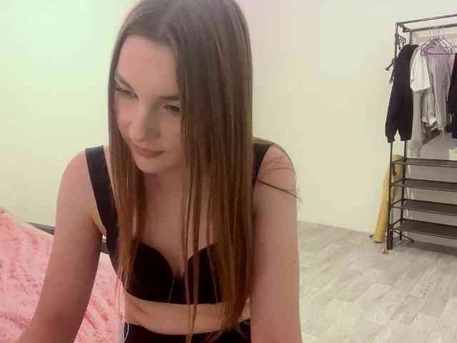 EveliaShimaoka webcam