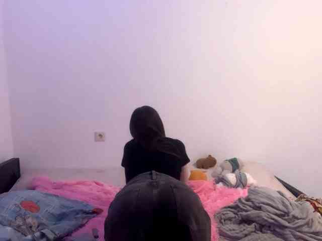 EveliaShimaoka webcam
