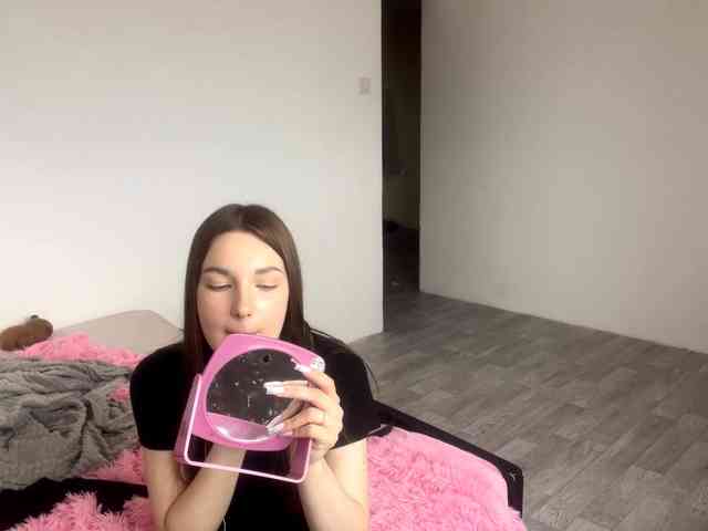 EveliaShimaoka webcam