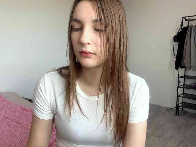 EveliaShimaoka webcam