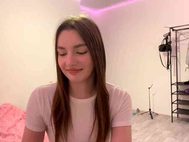 EveliaShimaoka webcam