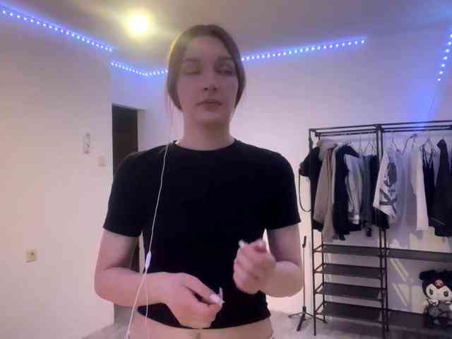 EveliaShimaoka webcam