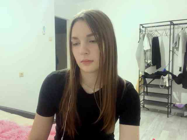 EveliaShimaoka webcam