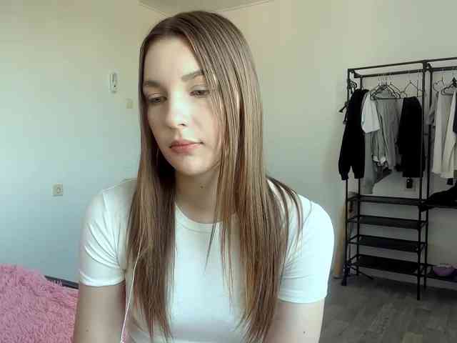 EveliaShimaoka webcam