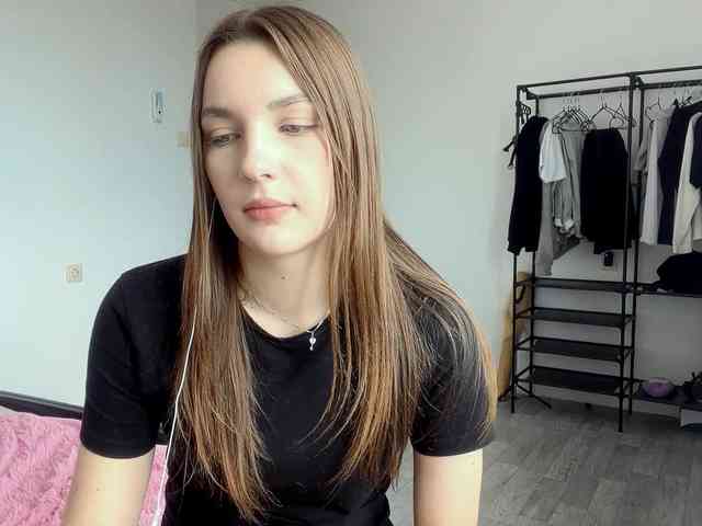 EveliaShimaoka webcam