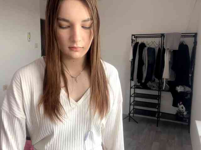 EveliaShimaoka webcam