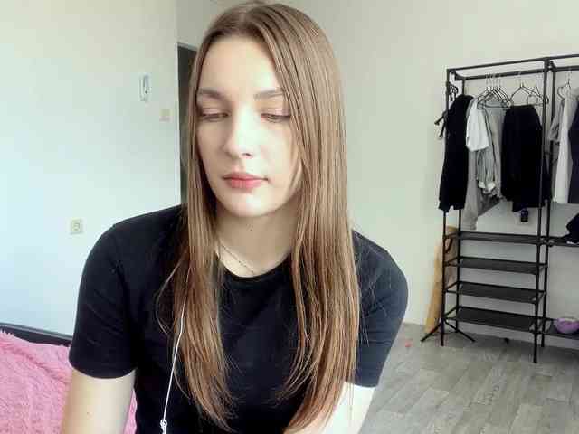 EveliaShimaoka webcam