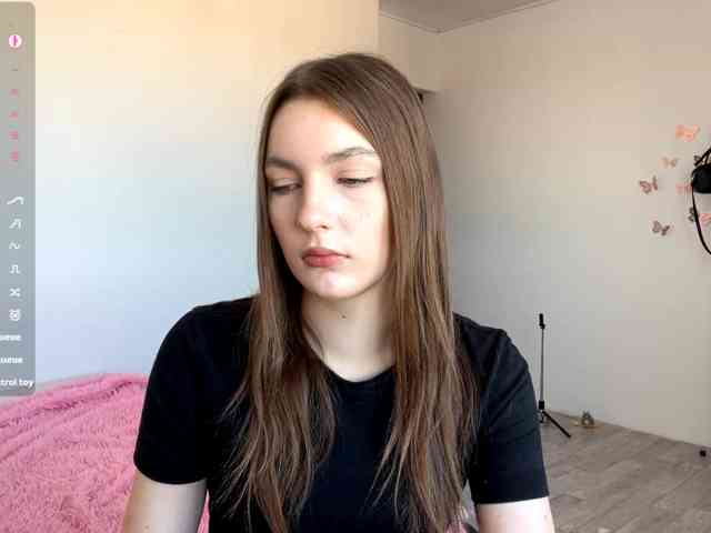EveliaShimaoka webcam
