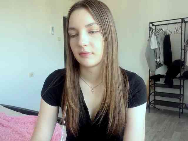 EveliaShimaoka webcam