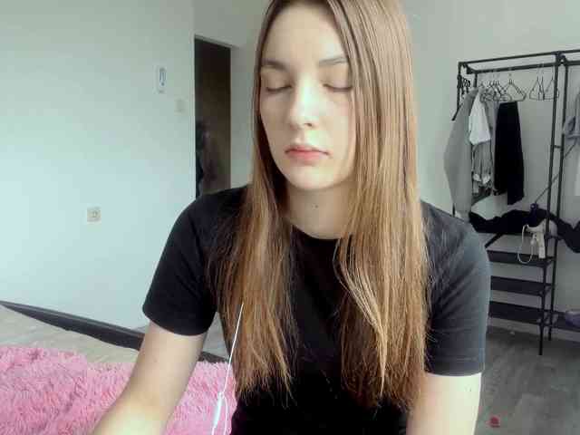 EveliaShimaoka webcam
